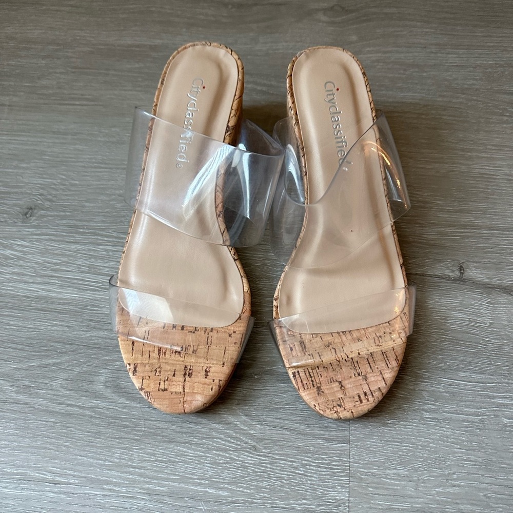 Clear Strap Cork Heals